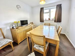 KINGS HEAD COURT- click for photo gallery